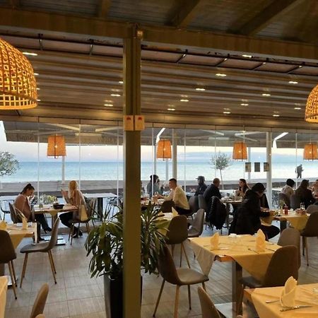 Sea View Apartments Durres Ngoại thất bức ảnh