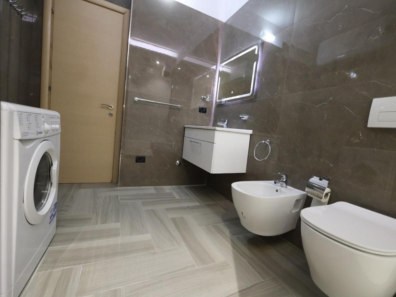 Sea View Apartments Durres Ngoại thất bức ảnh