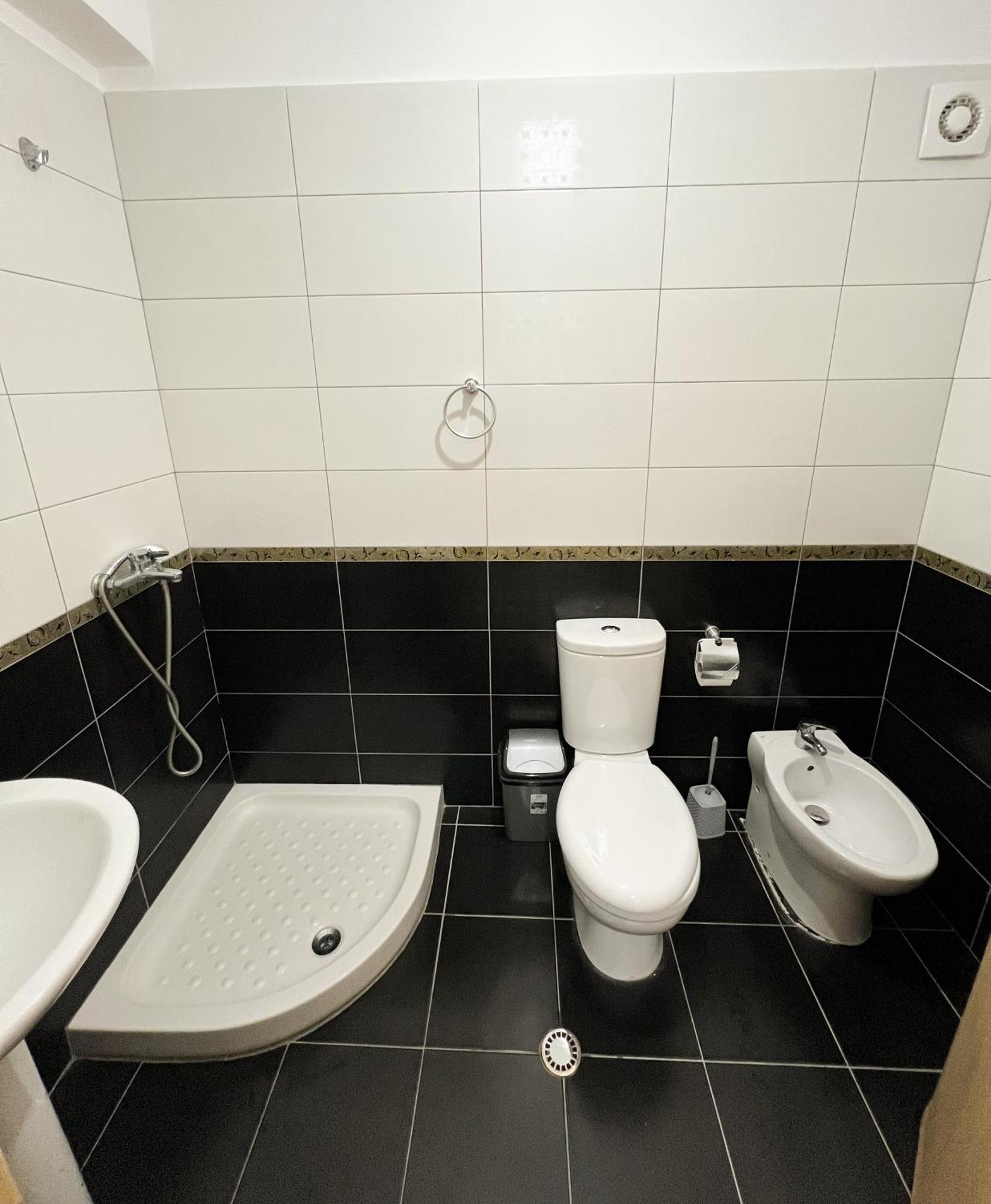 Sea View Apartments Durres Ngoại thất bức ảnh